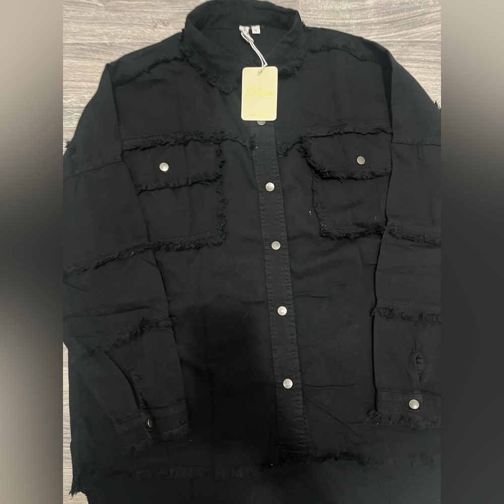 NWT Elan Black Graphic Women's “all You Need is Love” Shirt/Jacket Size XL - Picture 3 of 6